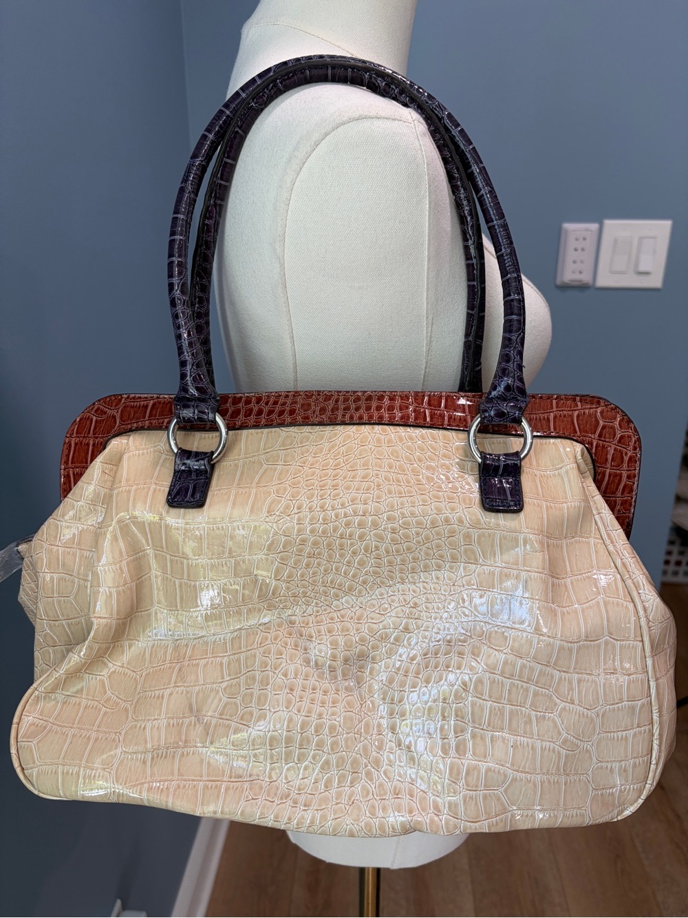 GUESS Croc Embossed Satchel Cream Brown Purple Patent Shoulder Handbag - Picture 8 of 12